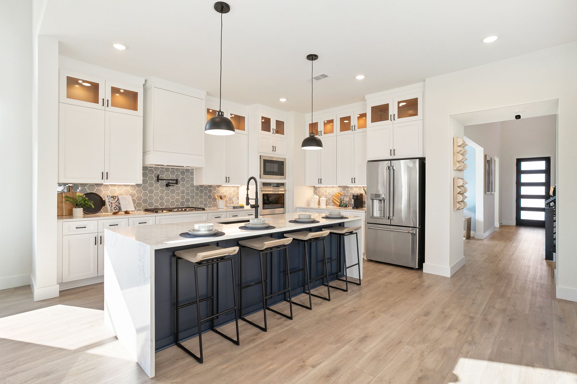 5320 Lily Creek Dr (30 of 76)